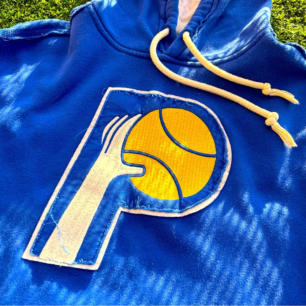Indiana Pacers Large Adidas Sweatshirt Retro Patches